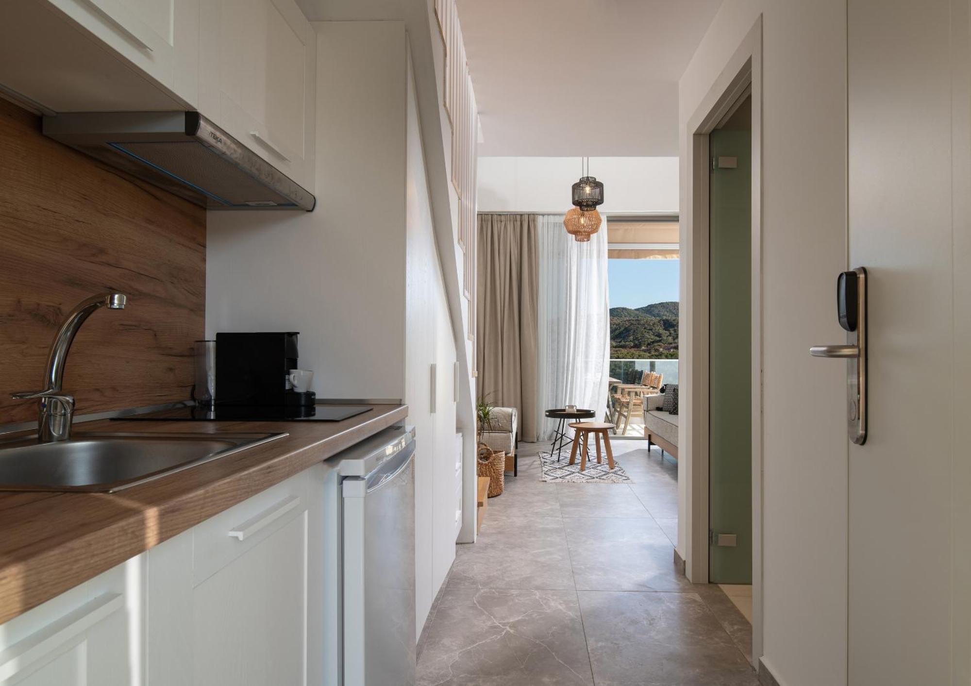 Ikies Apollon Boutique Hotel ซาร์ตี ภายนอก รูปภาพ